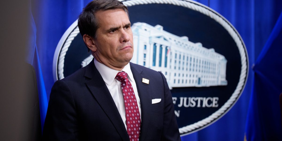 DOJ Official Defies Impeachment Over Epstein Files
